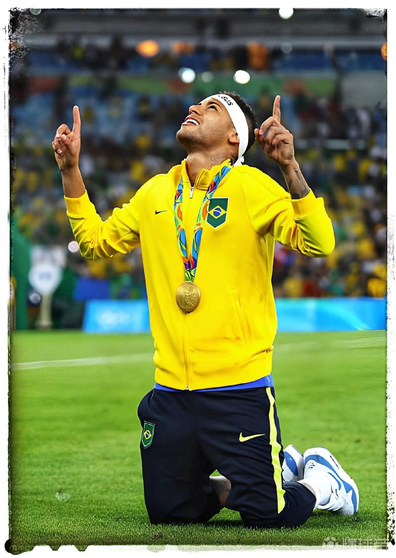 和解之后继续打替补？萨拉赫当“后手招”，是利物浦独具的优势（言和之后仍居替补？把萨拉赫当奇兵，正是利物浦的独门优势）