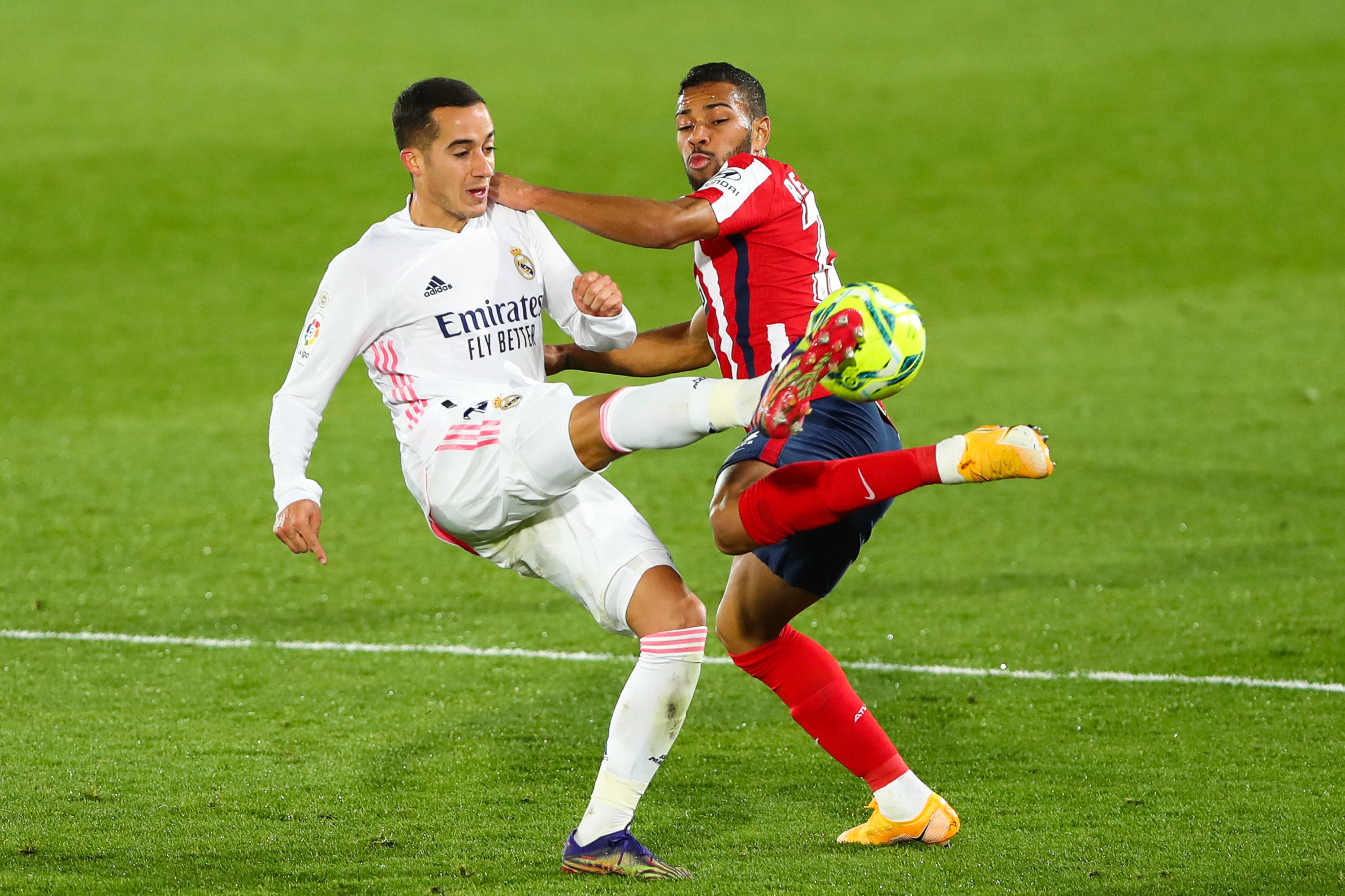 阿斯报：哈维出席丰特的巴萨主席竞选宣讲会，公开反对拉波尔塔（阿斯报：哈维参加丰特的巴萨主席竞选活动，公开表态反对拉波尔塔）