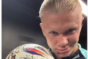 ESPN：奥斯卡曾短暂失去意识，目前正在ICU接受检查（ESPN称奥斯卡曾短暂昏迷，正于ICU接受检查）